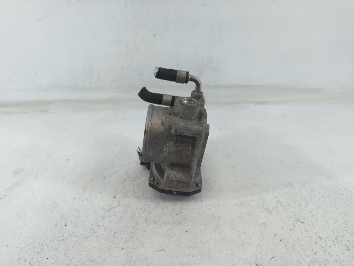 2013-2018 Nissan Altima Throttle Body P/N:02853 4I17, 3TA60-01 A Fits Fits 2013 2014 2015 2016 2017 2018 2019 2020 OEM Used 