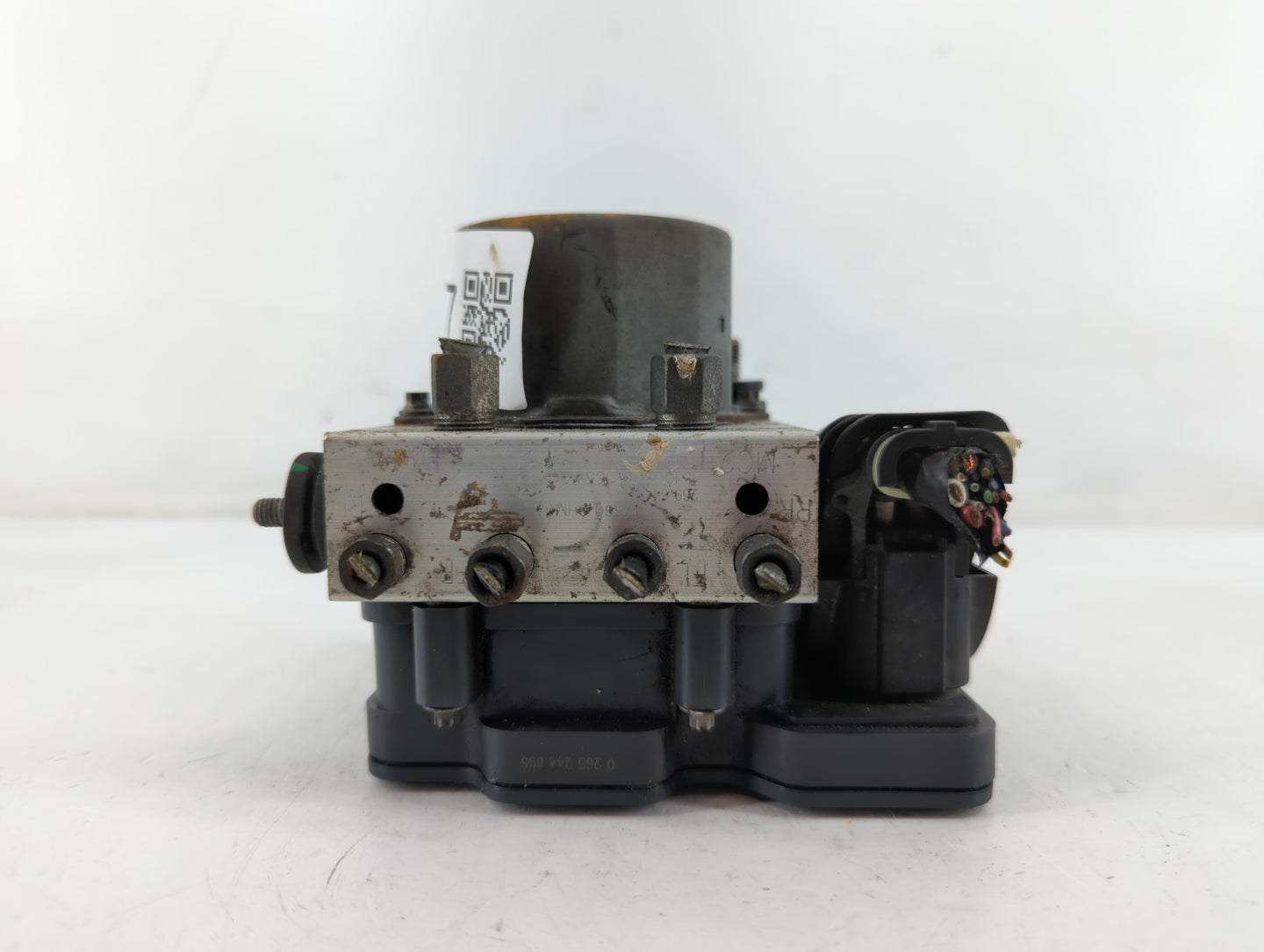 2015 Nissan Altima ABS Pump Control Module Replacement P/N:47660 9HM0A Fits OEM Used Auto Parts - Oemusedautoparts1.com