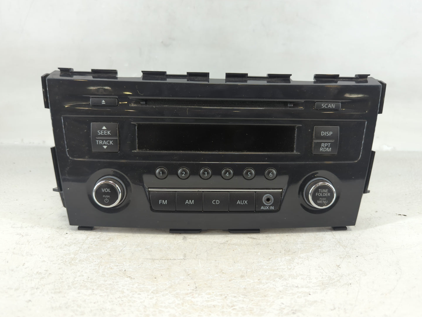 2013-2015 Nissan Altima Am Fm Cd Player Radio Receiver - Oemusedautoparts1.com