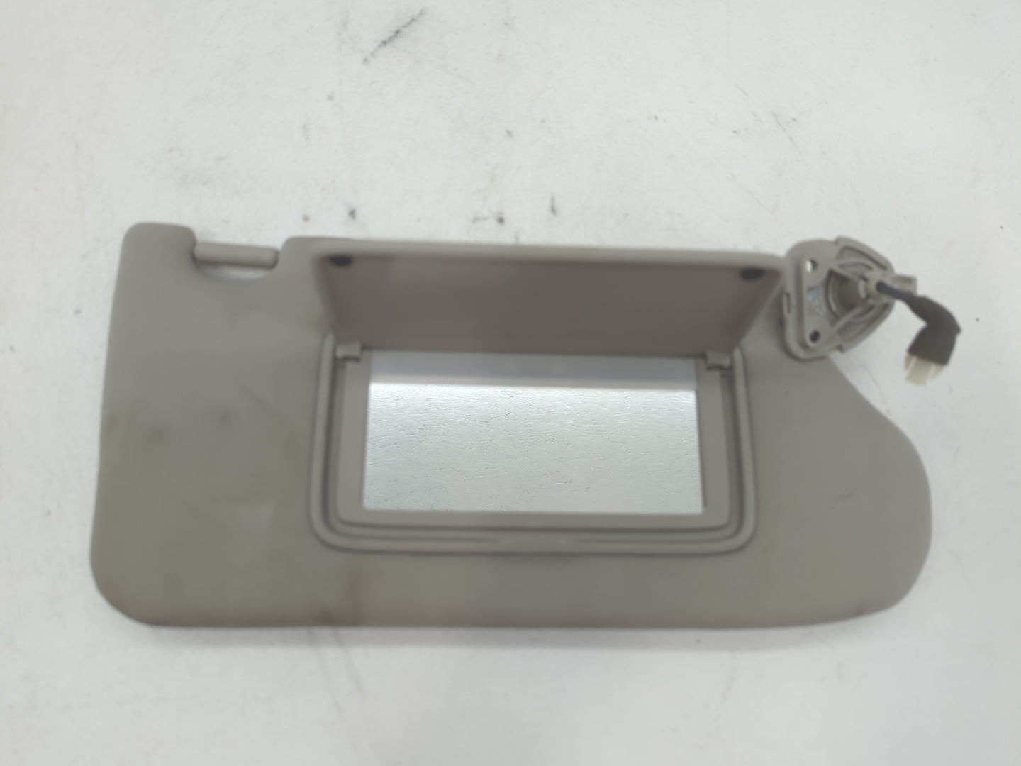 2013-2018 Nissan Altima Sun Visor Shade Replacement Passenger Right Mirror Fits Fits 2013 2014 2015 2016 2017 2018 OEM Used 