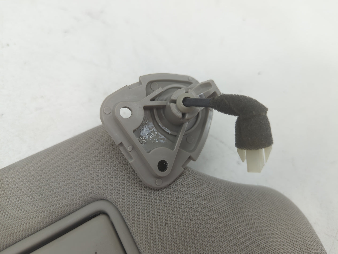 2013-2018 Nissan Altima Sun Visor Shade Replacement Passenger Right Mirror Fits Fits 2013 2014 2015 2016 2017 2018 OEM Used 