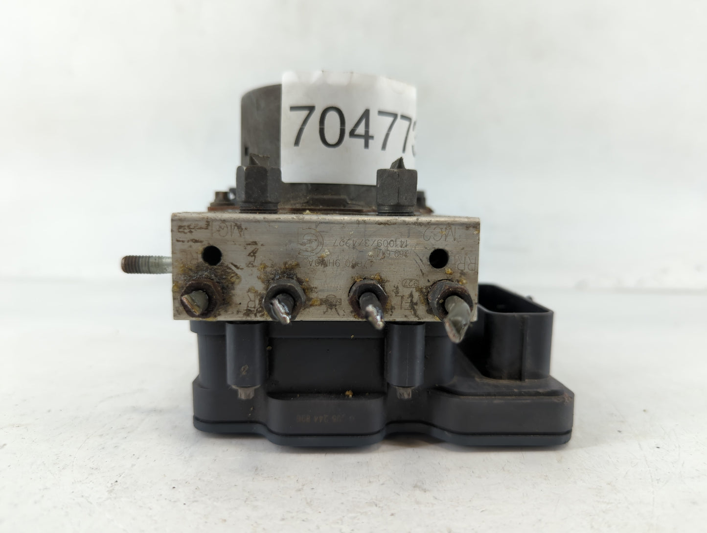 2015 Nissan Altima ABS Pump Control Module Replacement P/N:47660 9HM0A Fits OEM Used Auto Parts - Oemusedautoparts1.com