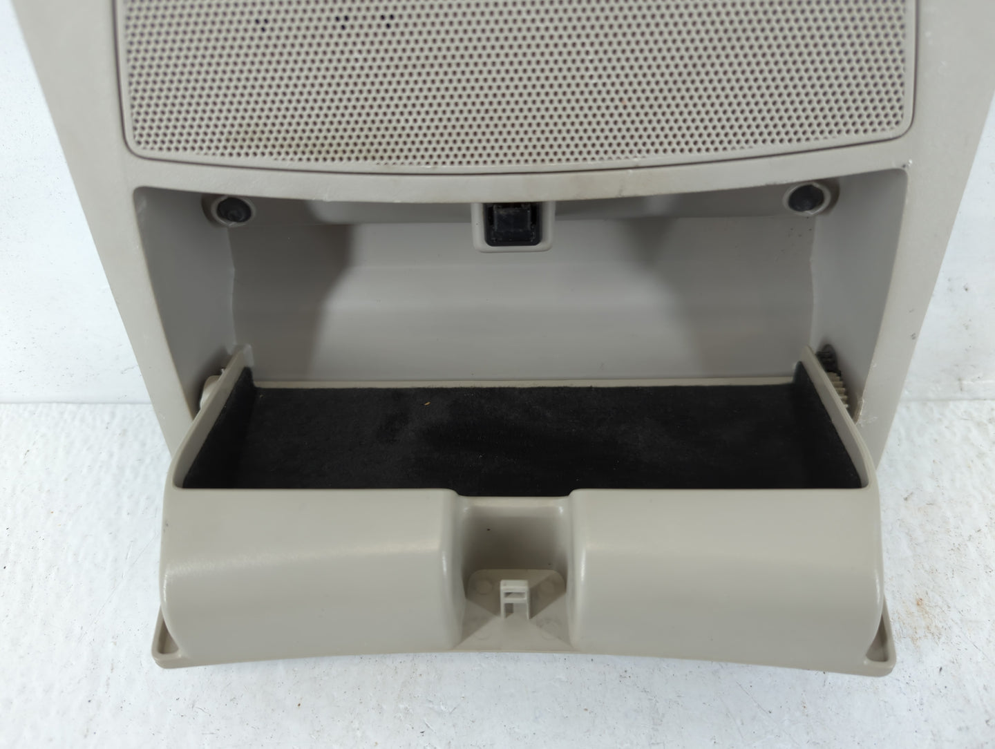 2015 Nissan Altima Overhead Roof Console - Oemusedautoparts1.com