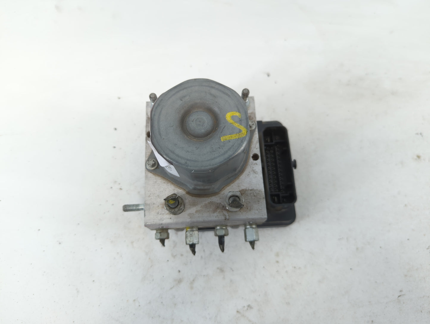 2015 Nissan Altima ABS Pump Control Module Replacement P/N:269 644 47660 9HM0A Fits OEM Used Auto Parts - Oemusedautoparts1.