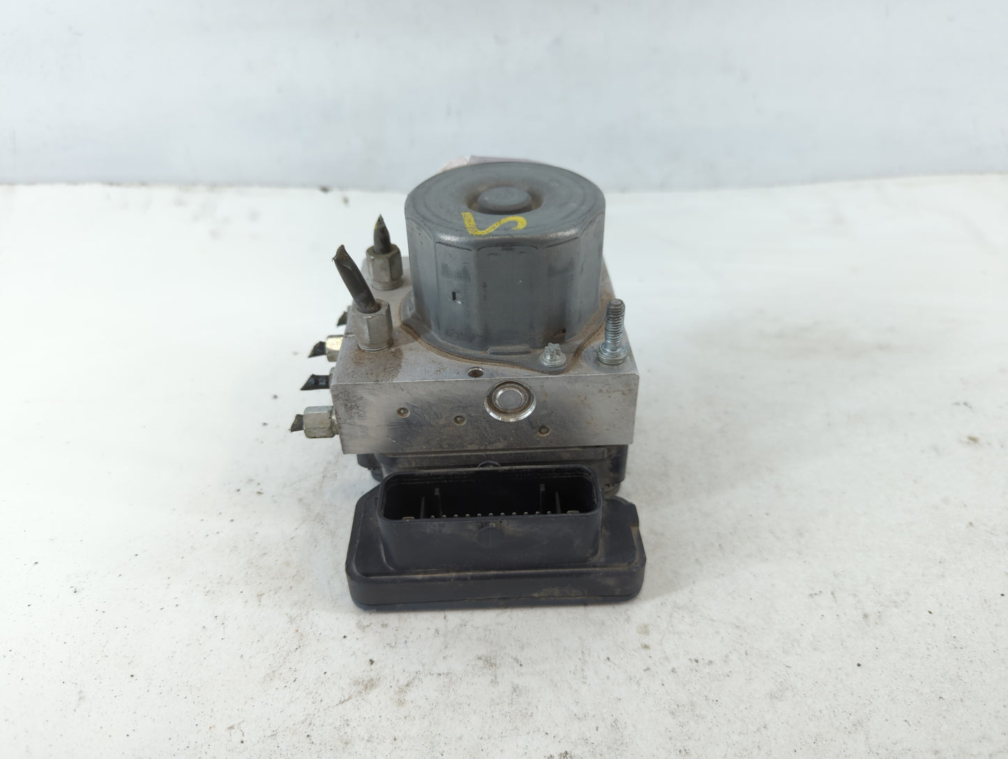 2015 Nissan Altima ABS Pump Control Module Replacement P/N:269 644 47660 9HM0A Fits OEM Used Auto Parts - Oemusedautoparts1.