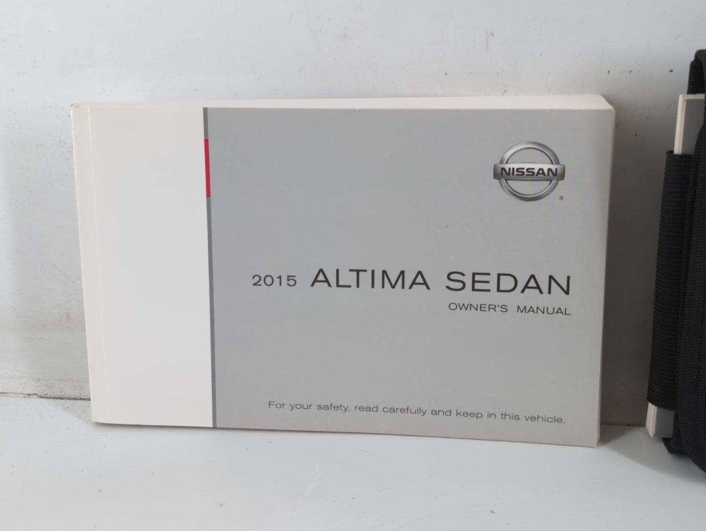 2015 Nissan Altima Owners Manual Book Guide P/N:OM15EA 0L33U3 OEM Used Auto Parts - Oemusedautoparts1.com