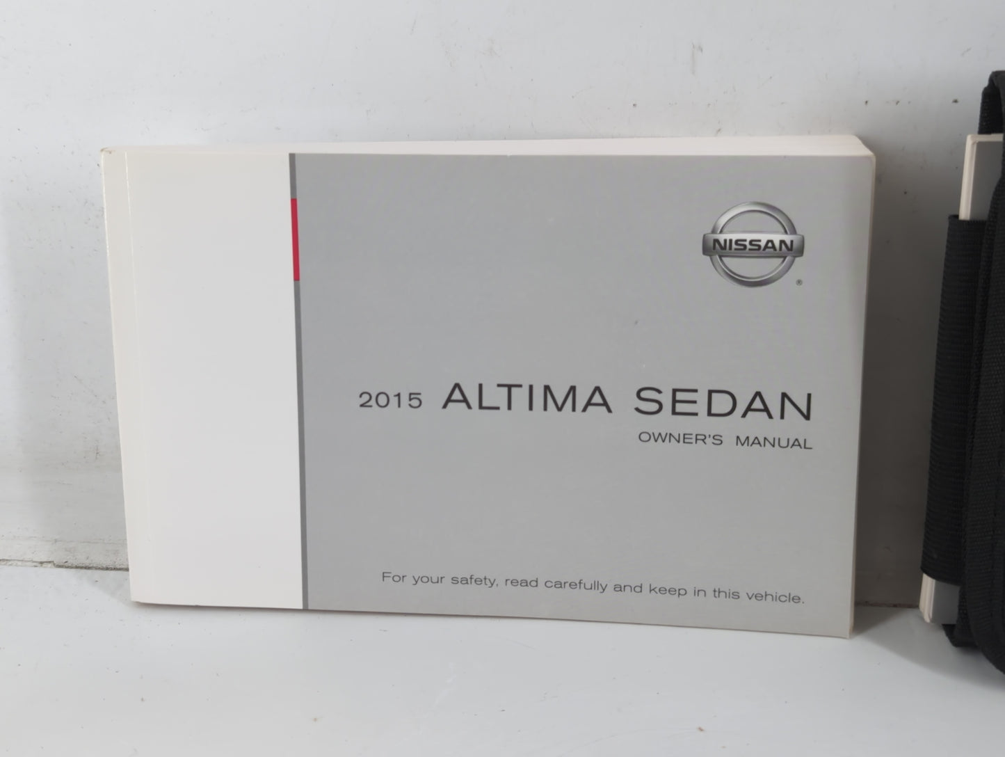 2015 Nissan Altima Owners Manual Book Guide P/N:OM15EA 0L33U3 OEM Used Auto Parts - Oemusedautoparts1.com