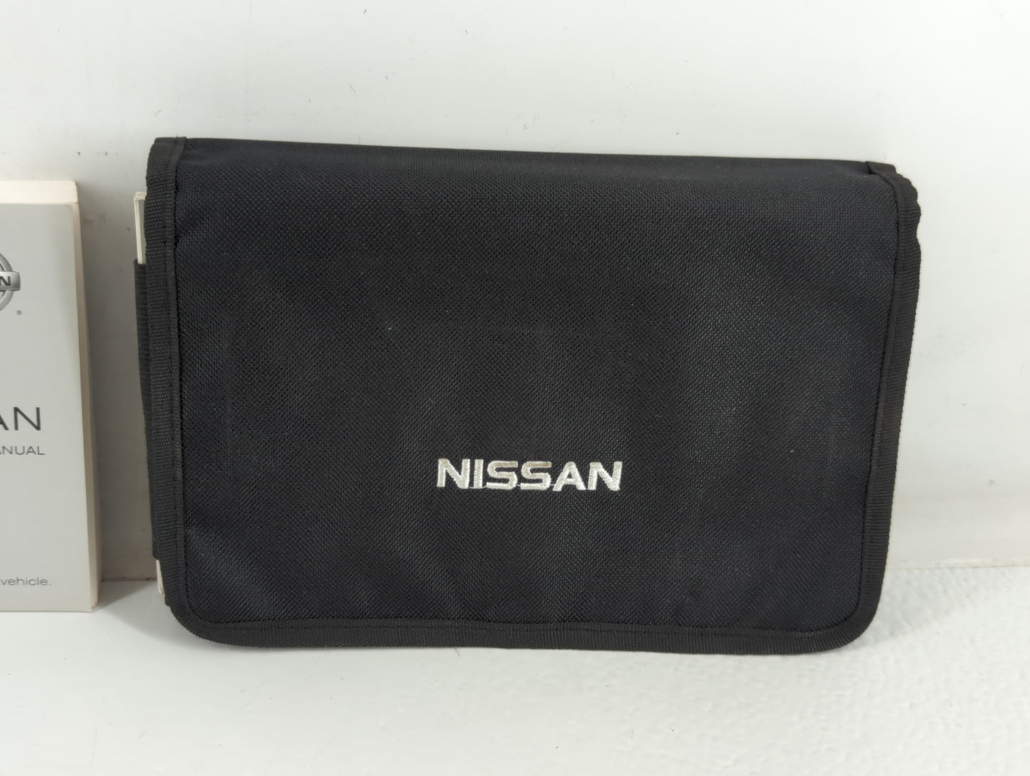 2015 Nissan Altima Owners Manual Book Guide P/N:OM15EA 0L33U3 OEM Used Auto Parts - Oemusedautoparts1.com