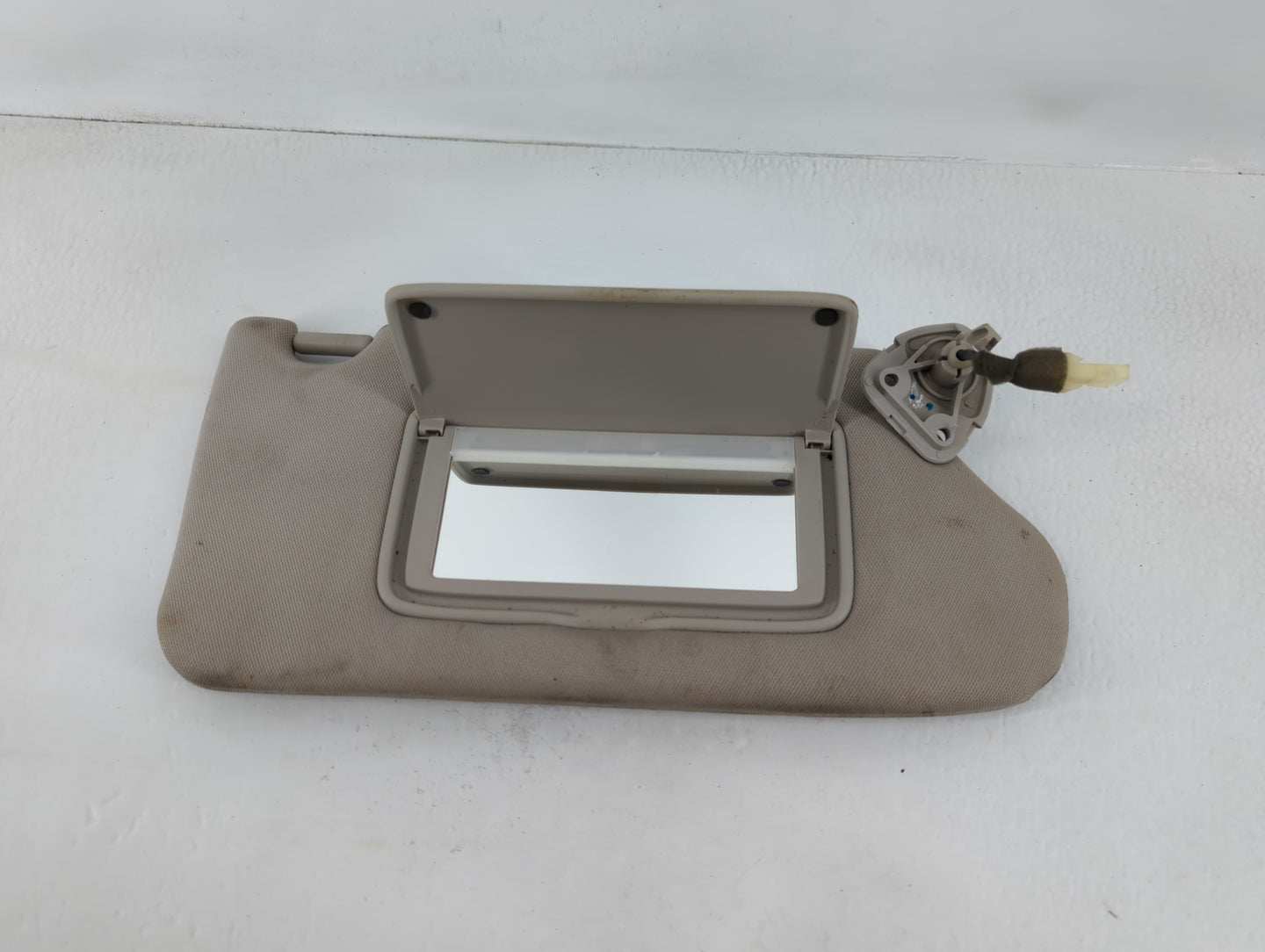 2013-2018 Nissan Altima Sun Visor Shade Replacement Passenger Right Mirror Fits Fits 2013 2014 2015 2016 2017 2018 OEM Used 