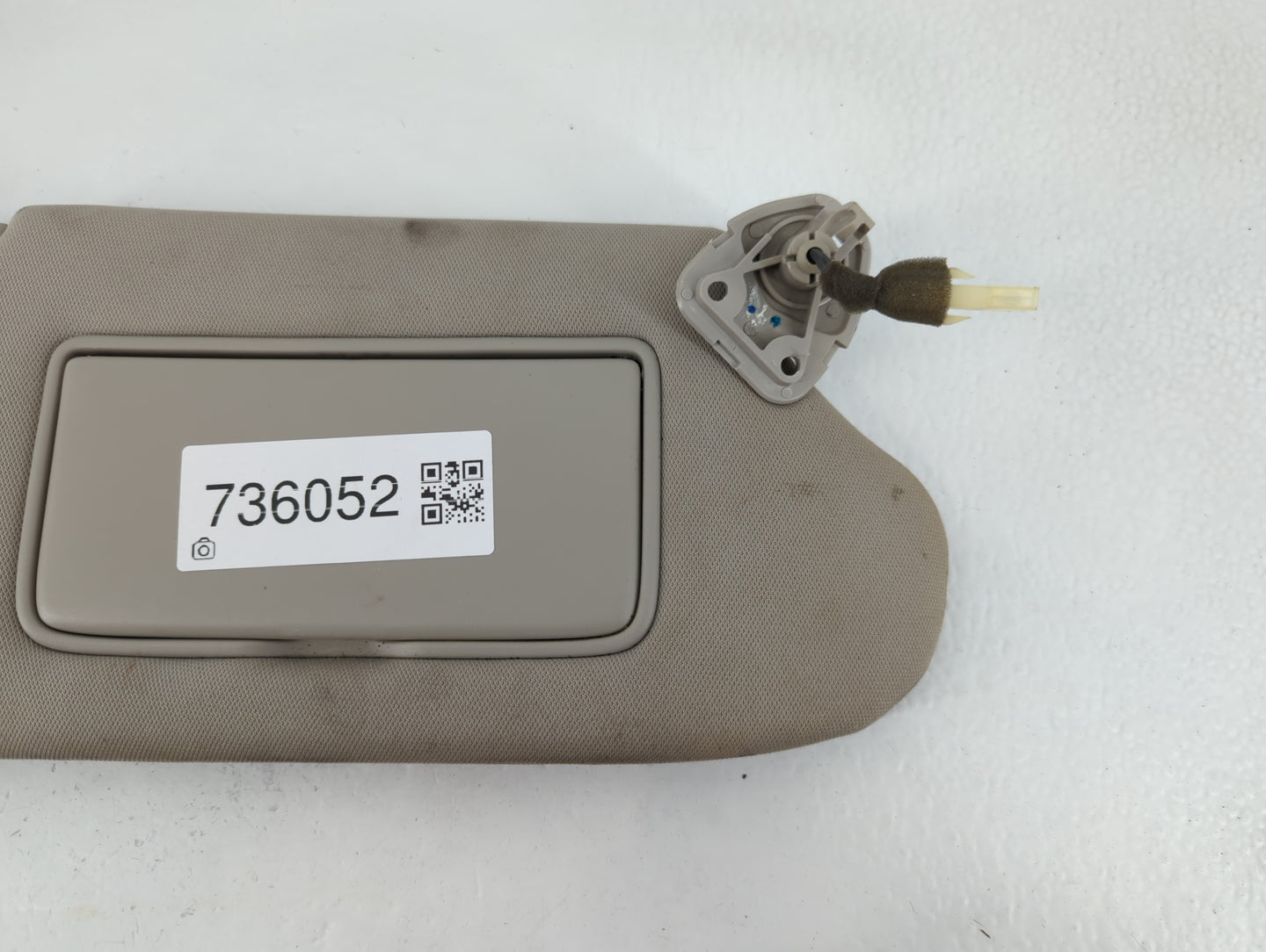 2013-2018 Nissan Altima Sun Visor Shade Replacement Passenger Right Mirror Fits Fits 2013 2014 2015 2016 2017 2018 OEM Used 