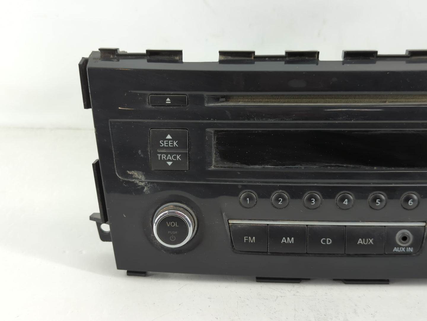 2013-2015 Nissan Altima Radio AM FM Cd Player Receiver Replacement P/N:28185 3TB0G Fits Fits 2013 2014 2015 OEM Used Auto Pa