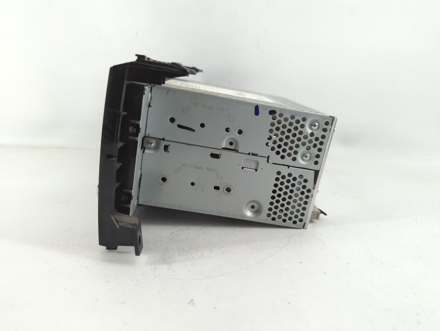 2013-2015 Nissan Altima Radio AM FM Cd Player Receiver Replacement P/N:28185 3TB0G Fits Fits 2013 2014 2015 OEM Used Auto Pa