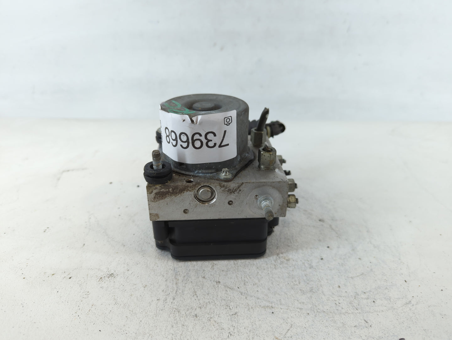 2015 Nissan Altima ABS Pump Control Module Replacement P/N:47660 9HM0A Fits OEM Used Auto Parts - Oemusedautoparts1.com