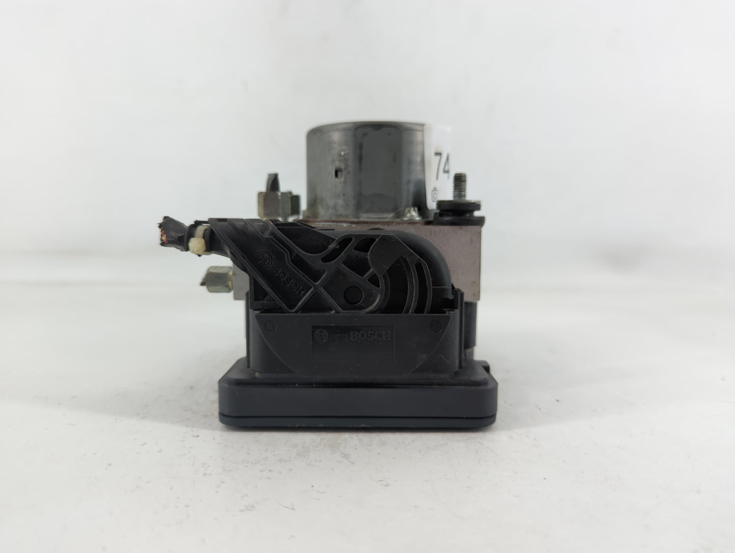 2015 Nissan Altima ABS Pump Control Module Replacement P/N:47660 9HM0A Fits OEM Used Auto Parts - Oemusedautoparts1.com