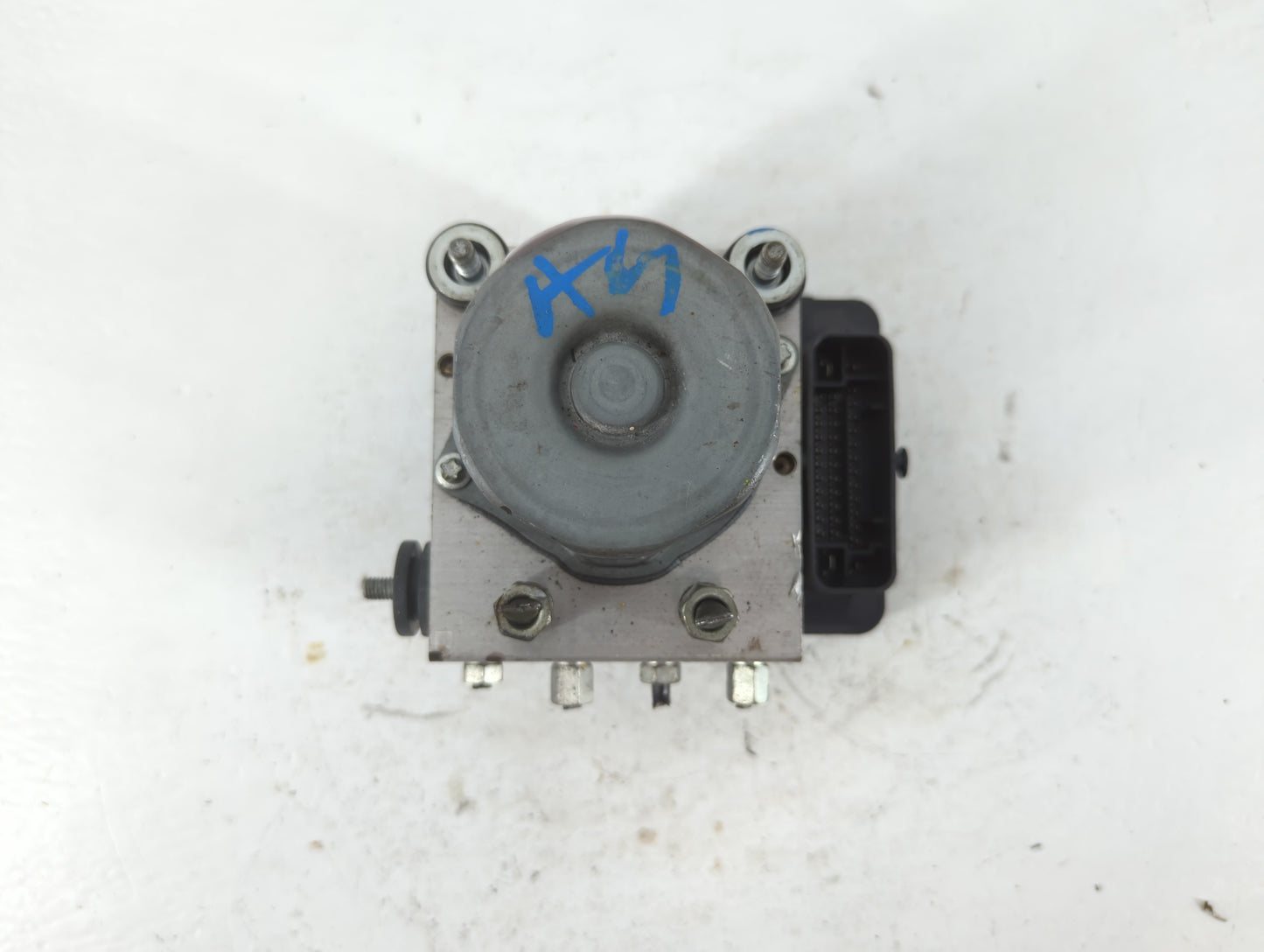 2015 Nissan Altima ABS Pump Control Module Replacement P/N:47660 9HM0A Fits OEM Used Auto Parts - Oemusedautoparts1.com