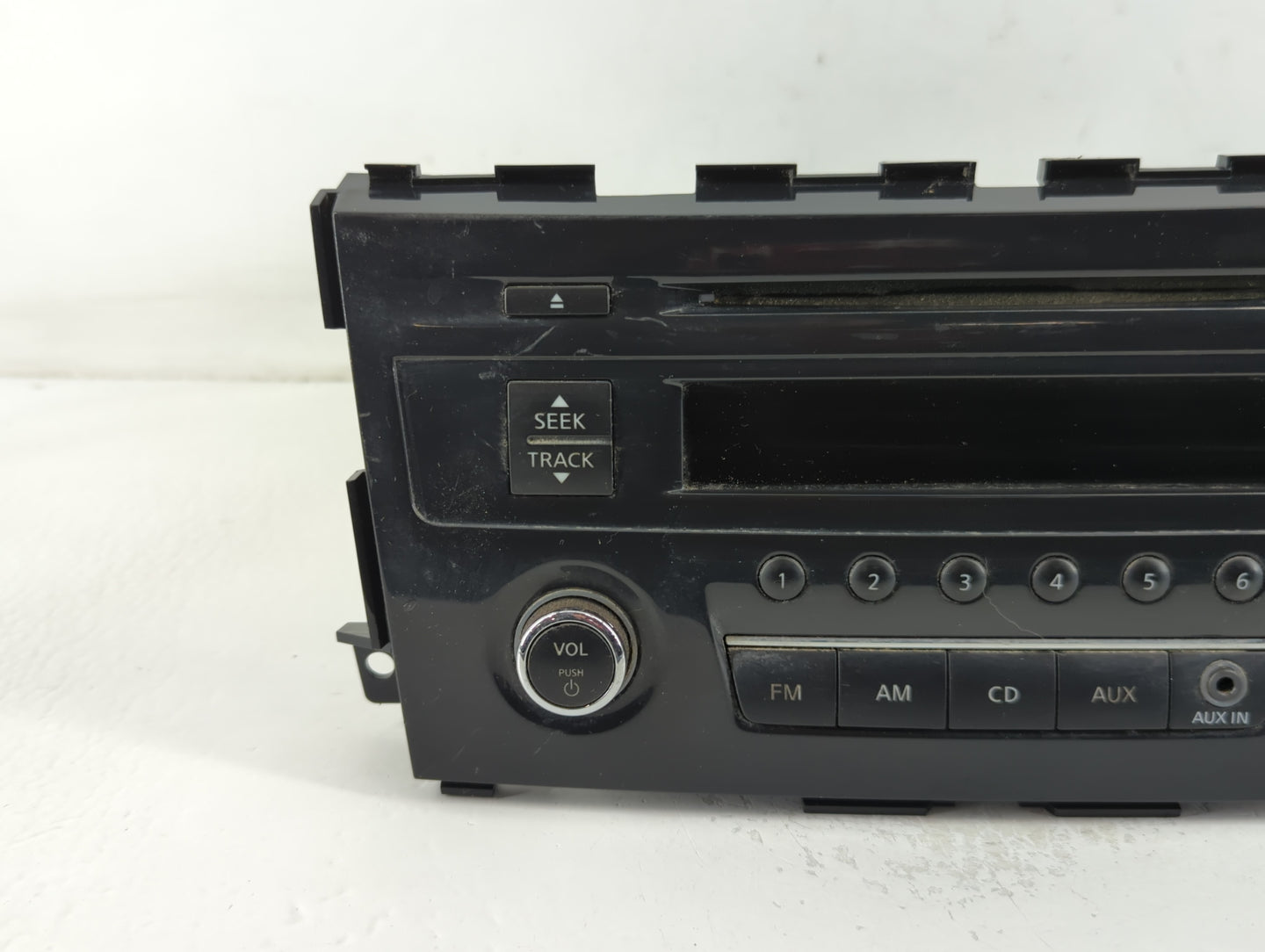 2013-2015 Nissan Altima Radio AM FM Cd Player Receiver Replacement P/N:28185 3TB0G Fits Fits 2013 2014 2015 OEM Used Auto Pa