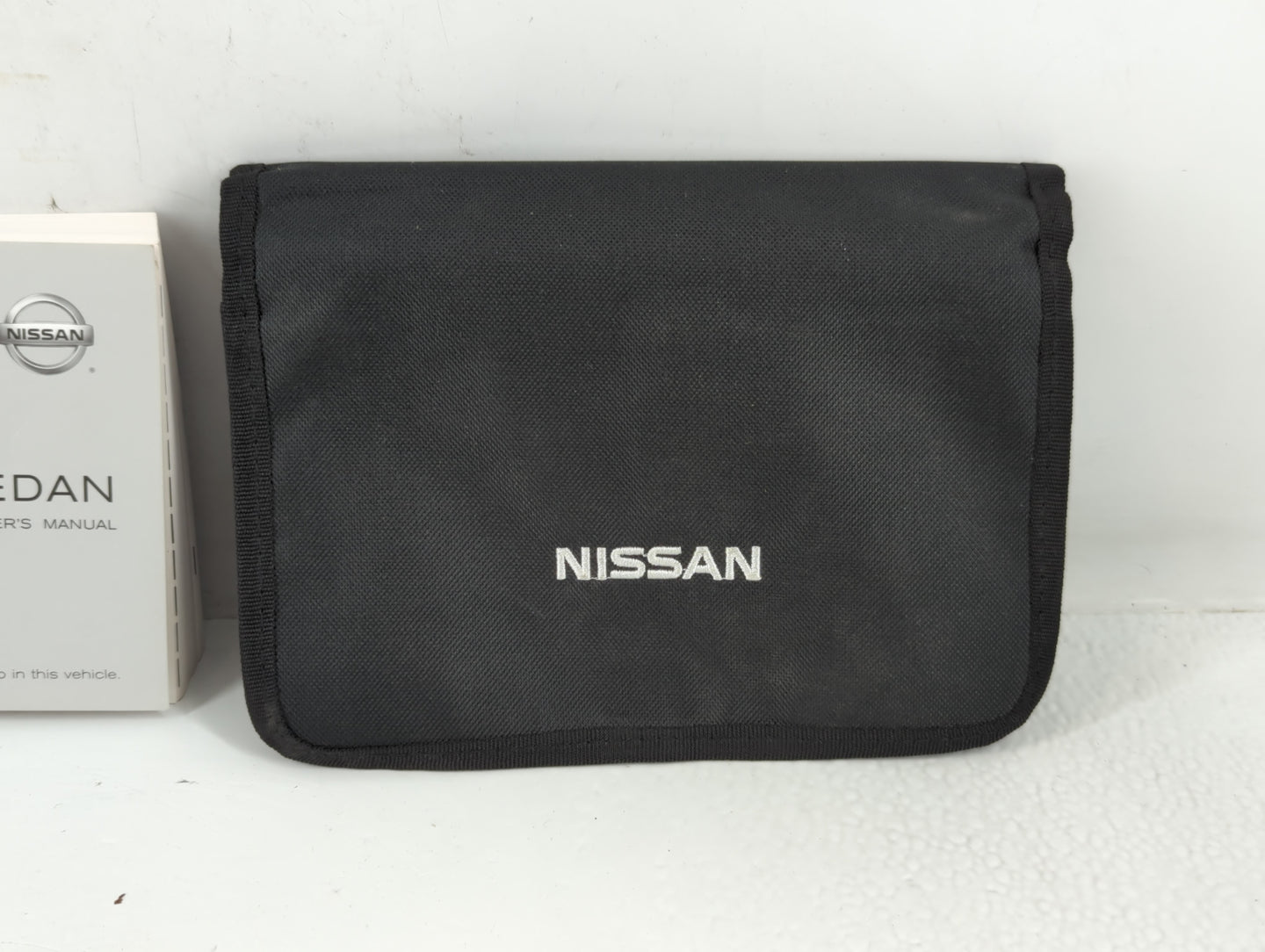 2015 Nissan Altima Owners Manual Book Guide P/N:OM15EA OL33U4 OEM Used Auto Parts - Oemusedautoparts1.com