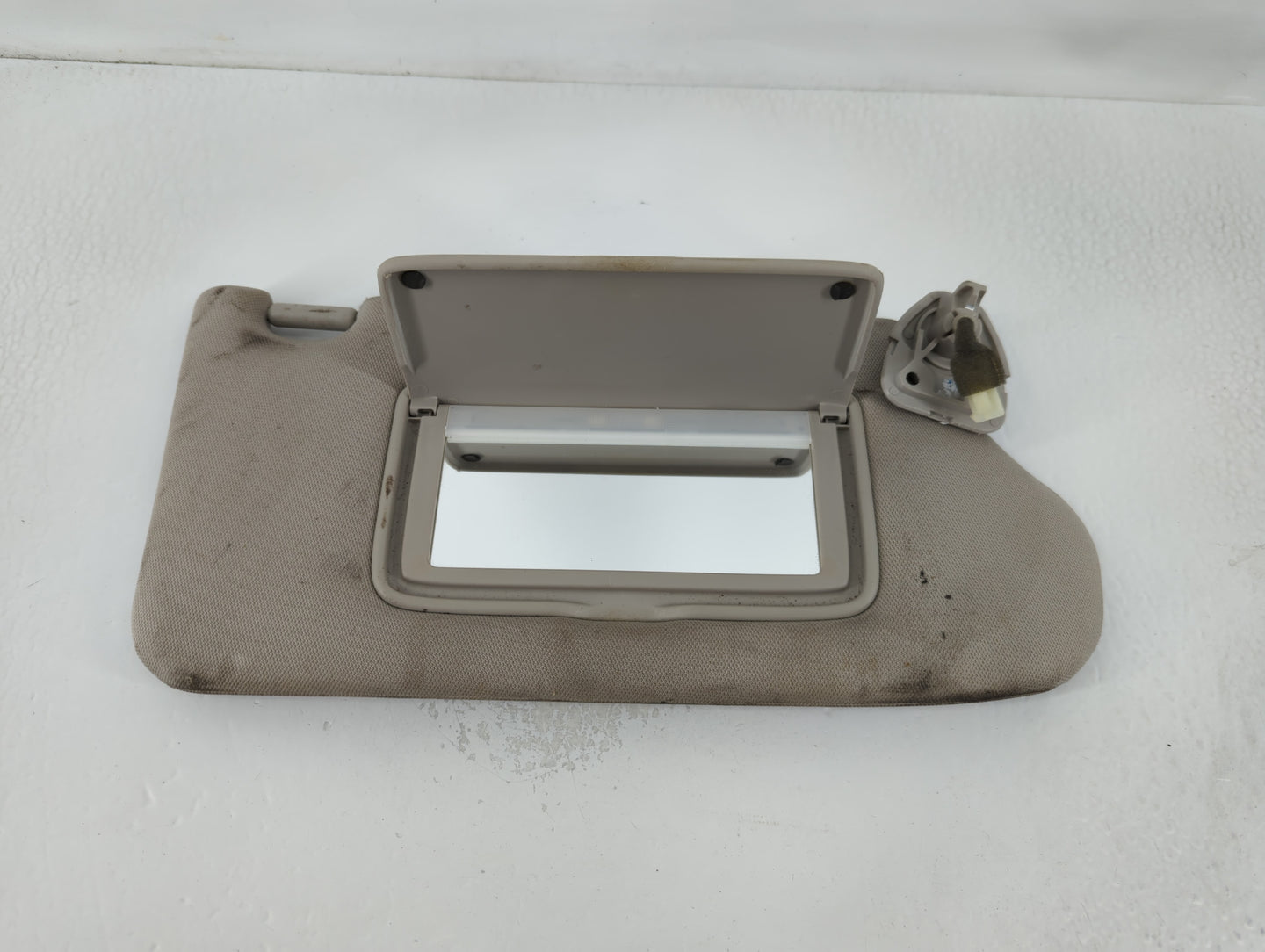2013-2018 Nissan Altima Sun Visor Shade Replacement Passenger Right Mirror Fits Fits 2013 2014 2015 2016 2017 2018 OEM Used 