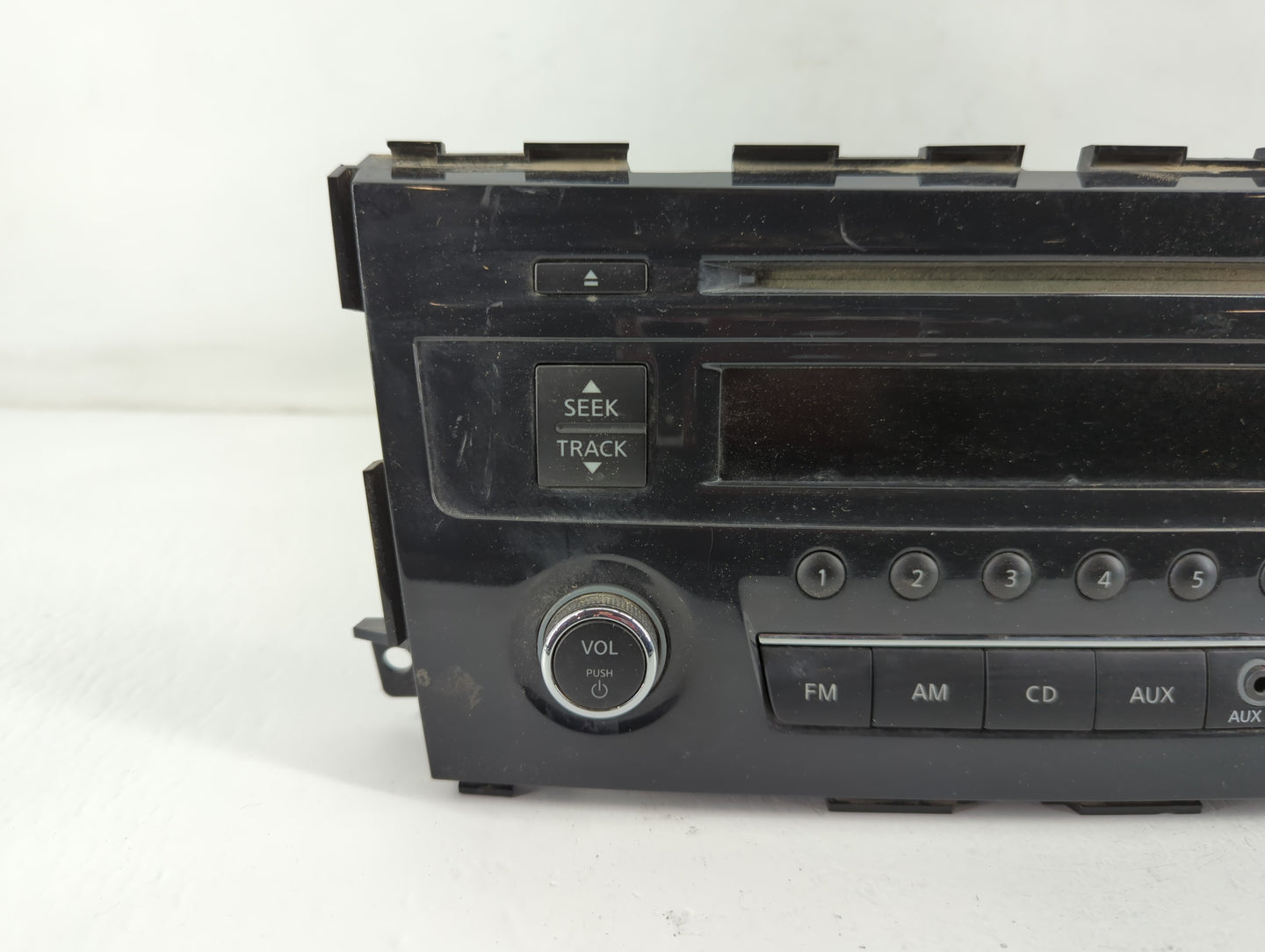 2013-2015 Nissan Altima Radio AM FM Cd Player Receiver Replacement P/N:28185 3TB0G Fits Fits 2013 2014 2015 OEM Used Auto Pa