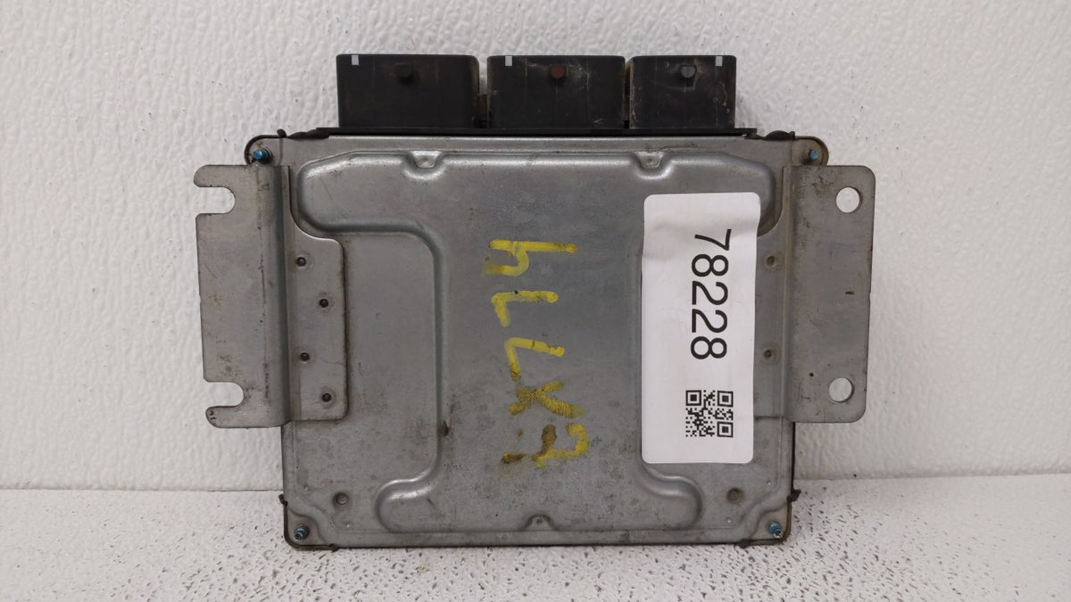 2015 Nissan Altima PCM Engine Control Computer ECU ECM PCU OEM P/N:BEM404-300 A1 NEC001-666, NEC013-028, NEC009-638 Fits 201