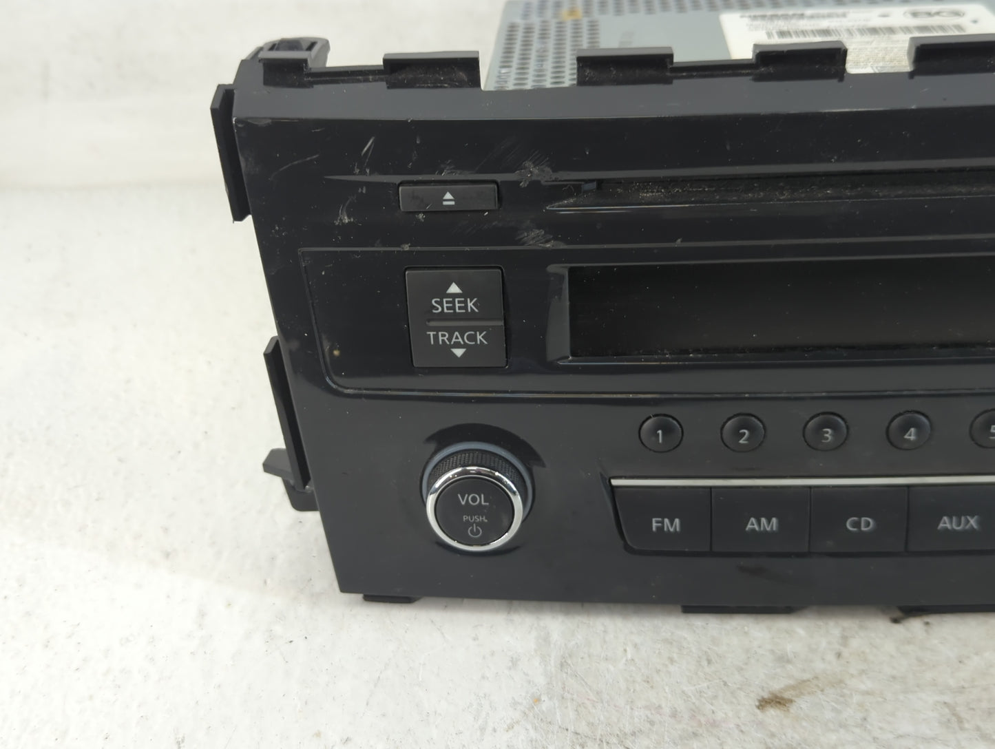 2013-2015 Nissan Altima Radio AM FM Cd Player Receiver Replacement P/N:28185 3TB0G Fits Fits 2013 2014 2015 OEM Used Auto Pa
