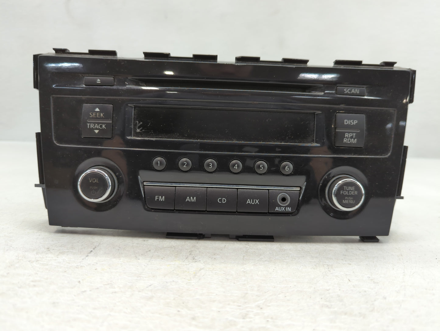 2013-2015 Nissan Altima Radio AM FM Cd Player Receiver Replacement P/N:28185 3TB0G Fits Fits 2013 2014 2015 OEM Used Auto Pa