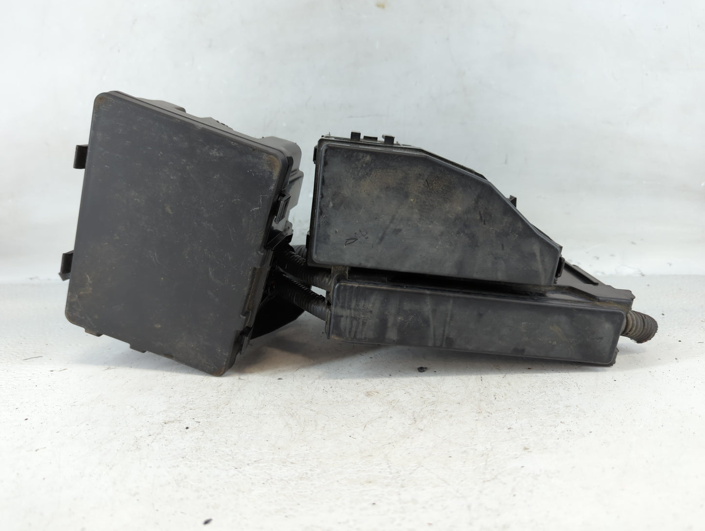 2015 Nissan Altima Fusebox Fuse Box Panel Relay Module P/N:7254-5763-30 4416000F5T, 284B7 TS9E Fits OEM Used Auto Parts - Oe