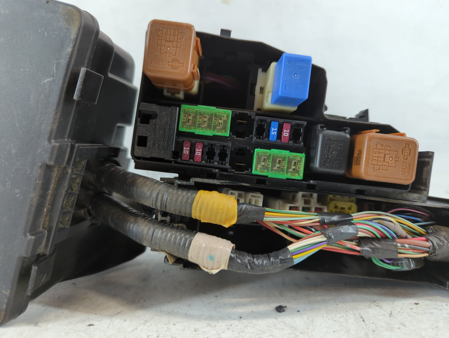 2015 Nissan Altima Fusebox Fuse Box Panel Relay Module P/N:7254-5763-30 4416000F5T, 284B7 TS9E Fits OEM Used Auto Parts - Oe