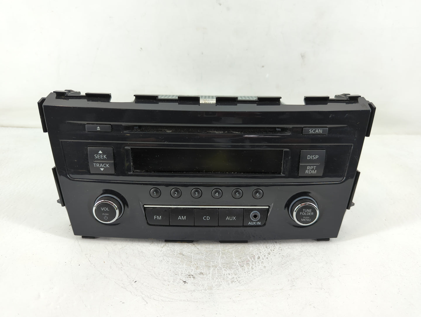 2013-2015 Nissan Altima Radio AM FM Cd Player Receiver Replacement P/N:28185 3TB0G Fits Fits 2013 2014 2015 OEM Used Auto Pa