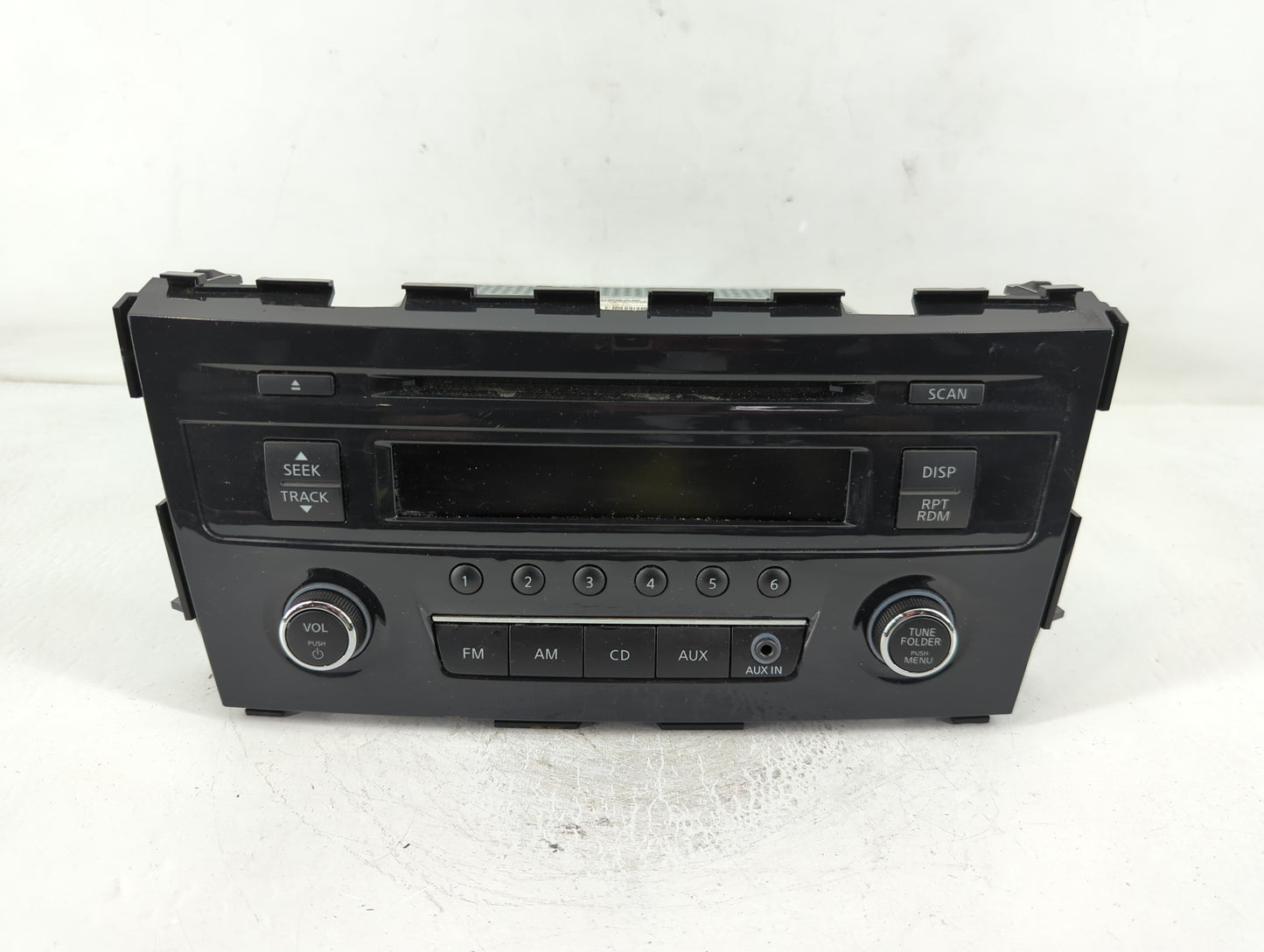 2013-2015 Nissan Altima Radio AM FM Cd Player Receiver Replacement P/N:28185 3TB0G Fits Fits 2013 2014 2015 OEM Used Auto Pa
