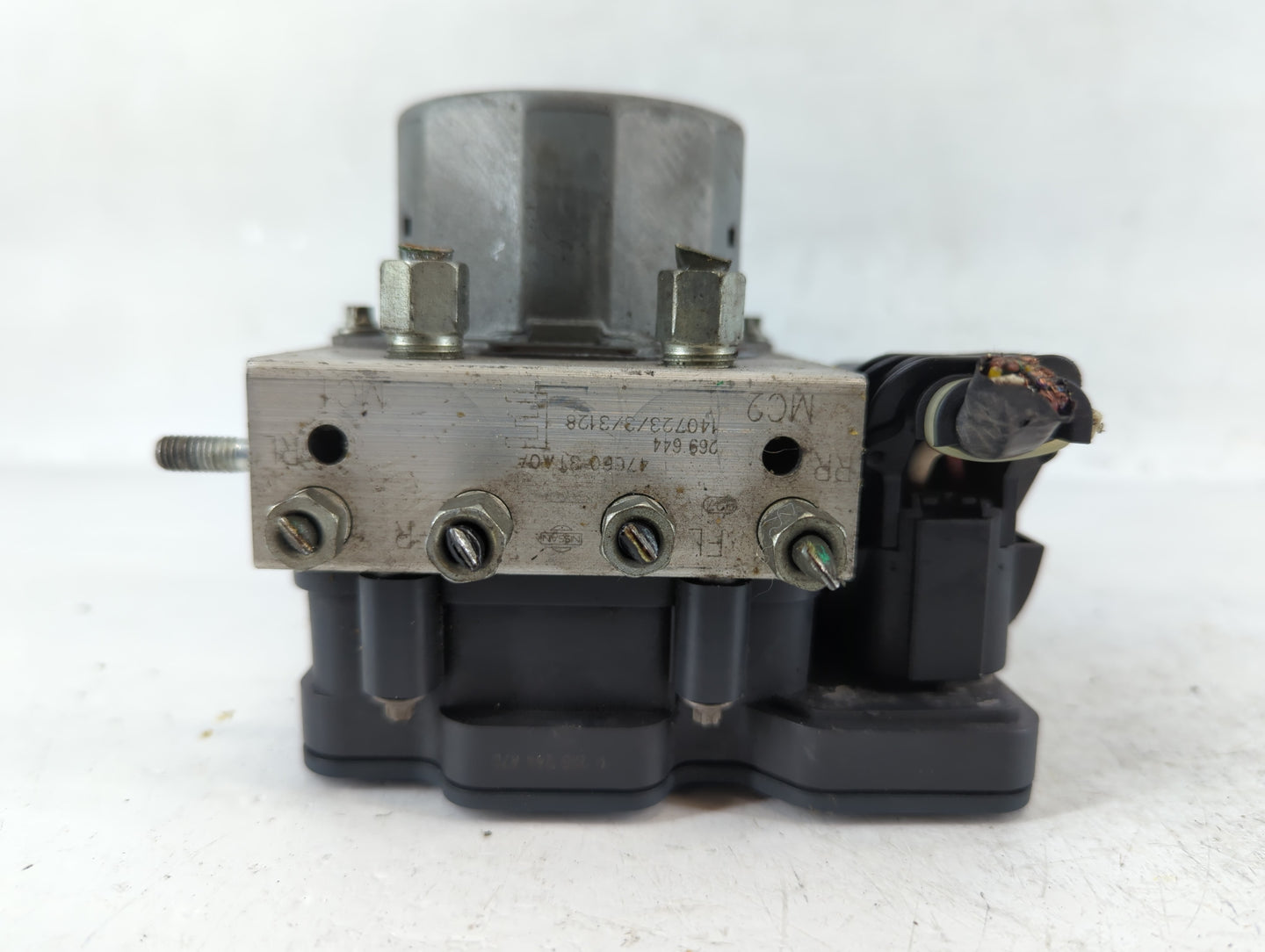2013-2015 Nissan Altima ABS Pump Control Module Replacement P/N:47660 3TA0A Fits Fits 2013 2014 2015 OEM Used Auto Parts - O