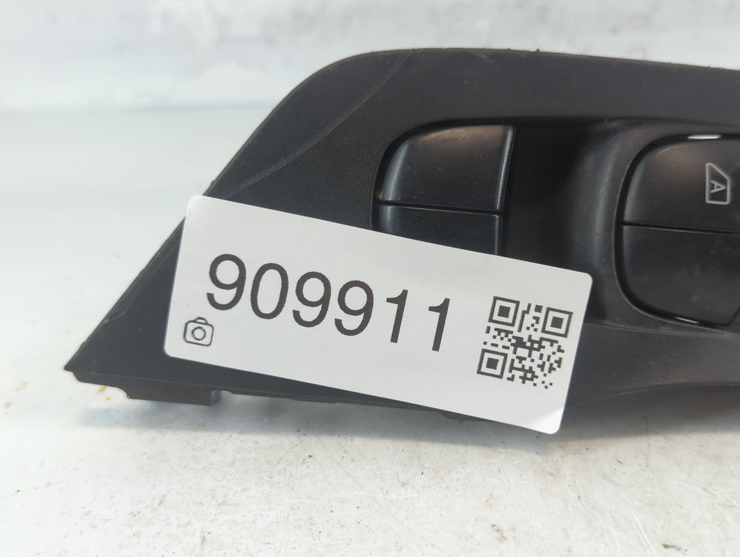 2013-2018 Nissan Altima Master Power Window Switch Replacement Driver Side Left P/N:25401 3TA5A Fits OEM Used Auto Parts - O