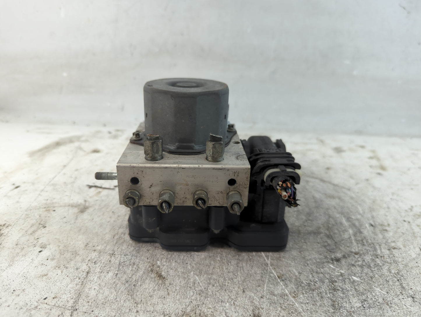 2015 Nissan Altima ABS Pump Control Module Replacement P/N:47660 9TM0A Fits OEM Used Auto Parts - Oemusedautoparts1.com