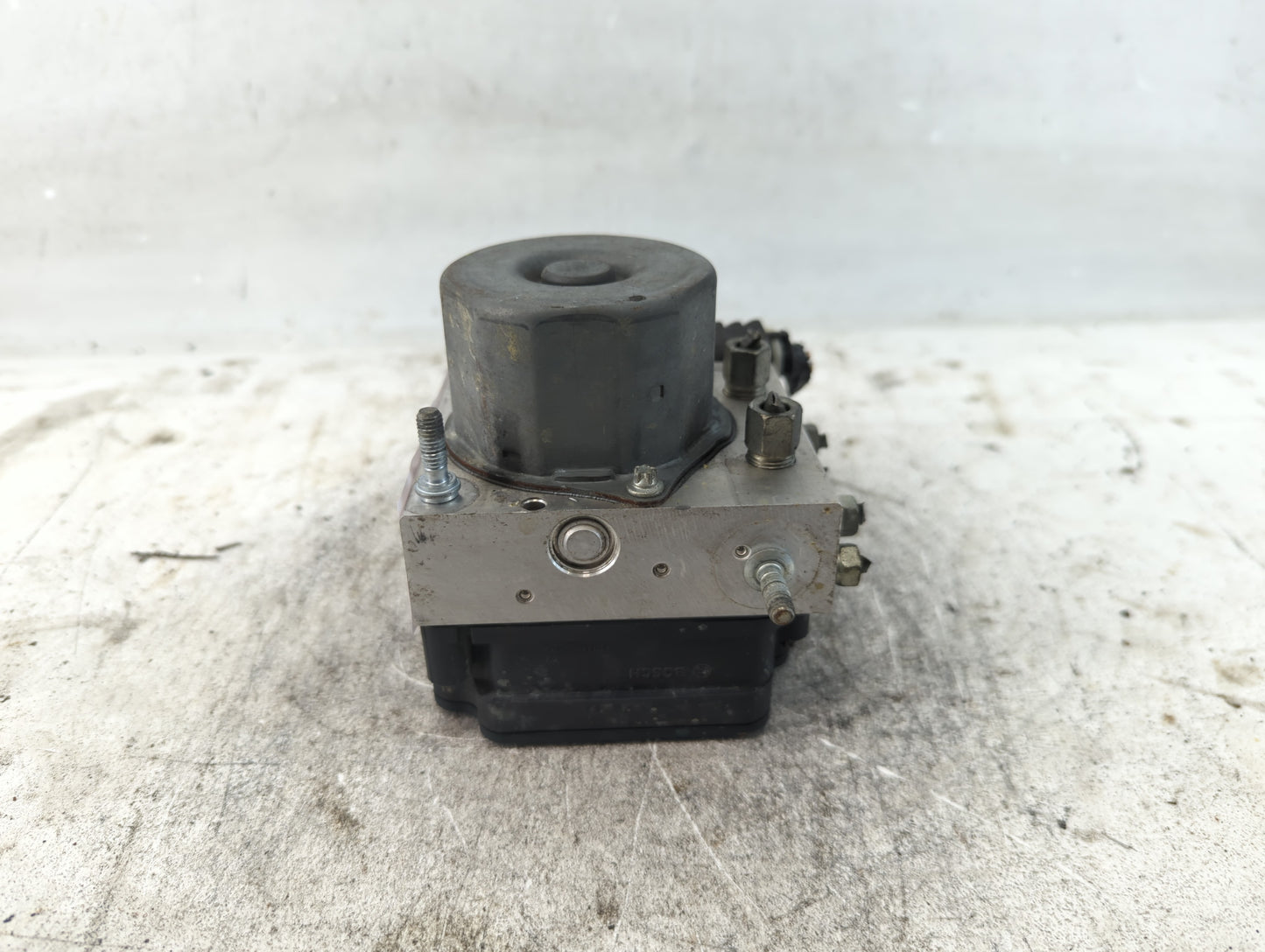 2015 Nissan Altima ABS Pump Control Module Replacement P/N:47660 9TM0A Fits OEM Used Auto Parts - Oemusedautoparts1.com