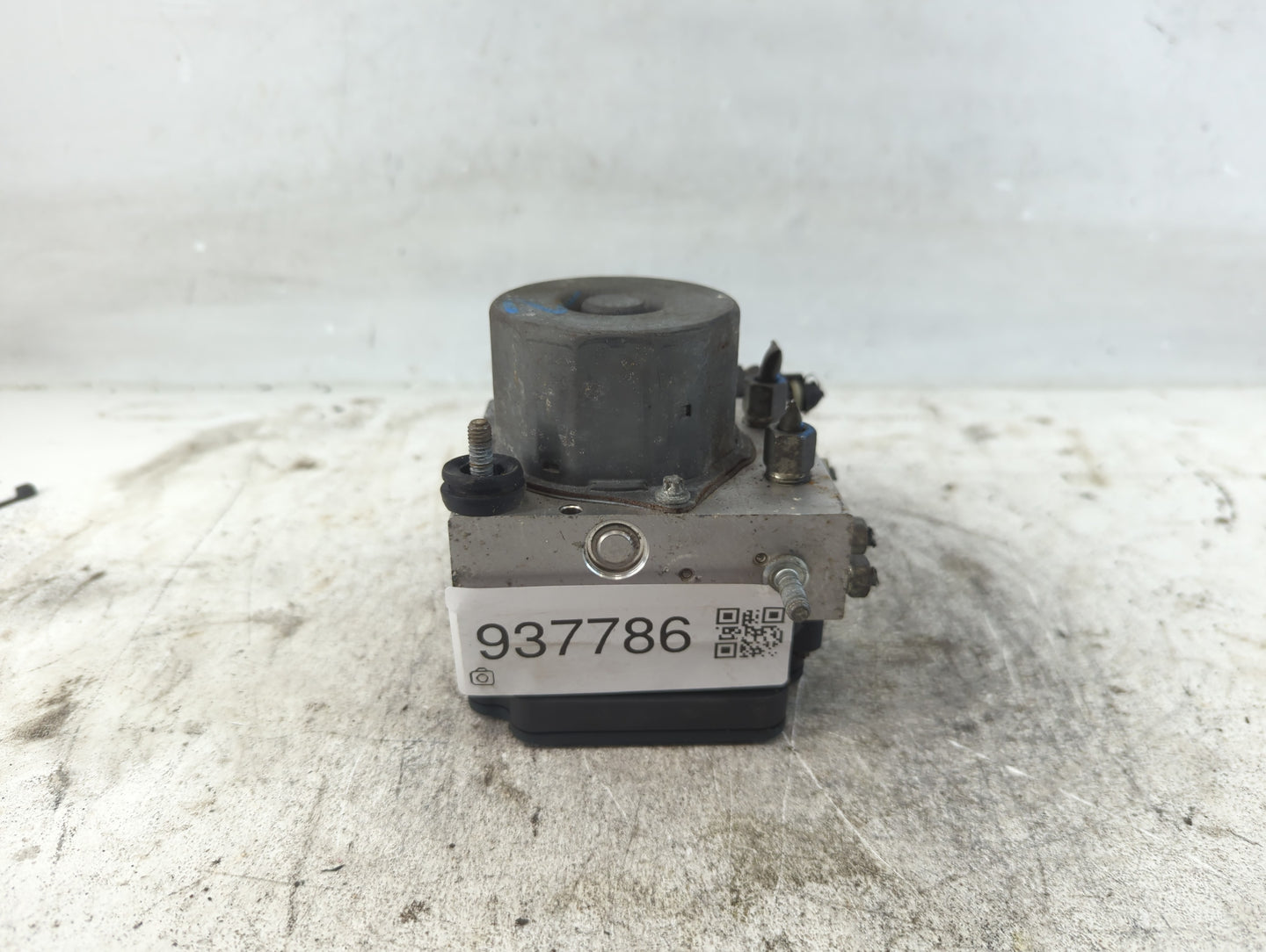 2015 Nissan Altima ABS Pump Control Module Replacement P/N:47660 9HM0A Fits OEM Used Auto Parts - Oemusedautoparts1.com