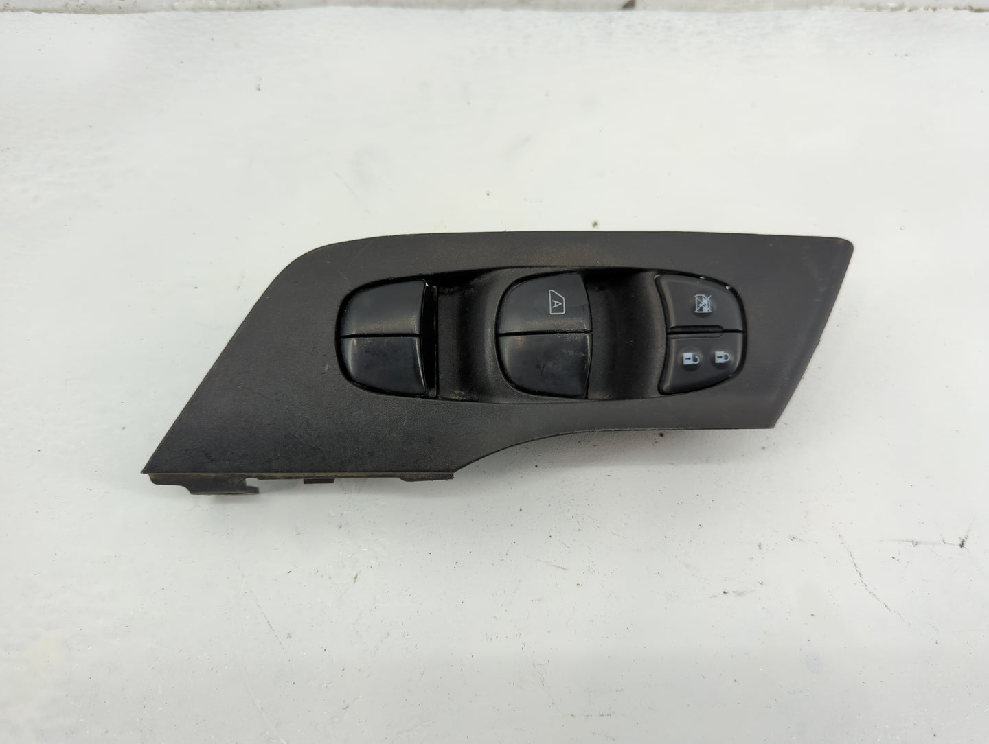 2015 Nissan Altima Master Power Window Switch Replacement Driver Side Left P/N:25401 3TA5A Fits OEM Used Auto Parts - Oemuse