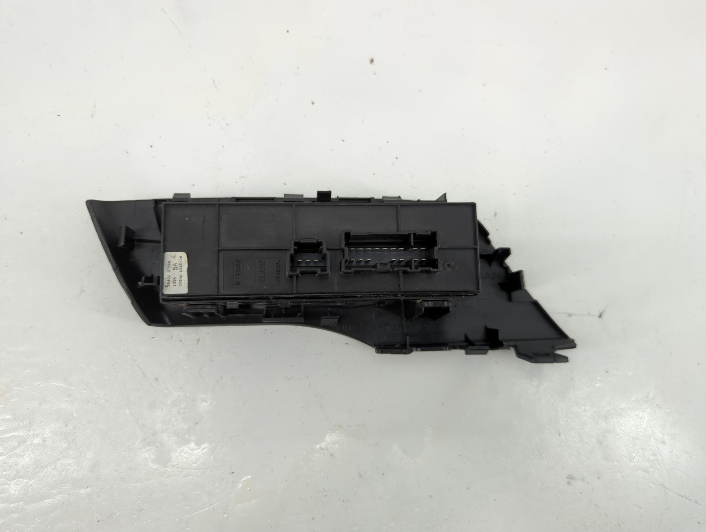 2015 Nissan Altima Master Power Window Switch Replacement Driver Side Left P/N:25401 3TA5A Fits OEM Used Auto Parts - Oemuse
