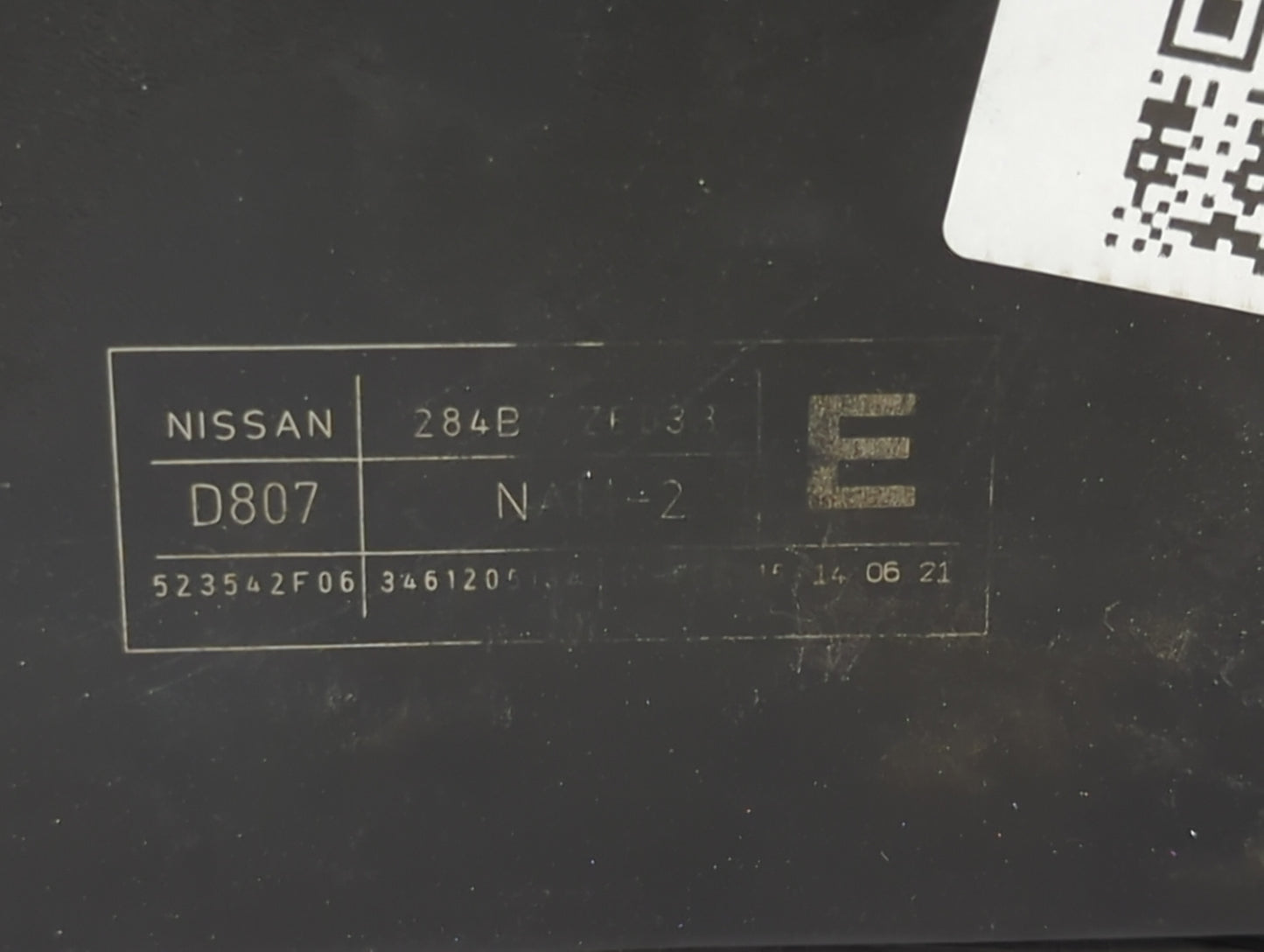 2012-2015 Nissan Armada Fusebox Fuse Box Panel Relay Module P/N:523542F06 Fits Fits 2012 2013 2014 2015 OEM Used Auto Parts 