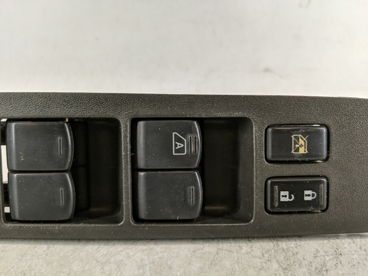 2007-2021 Nissan Frontier Master Power Window Switch Replacement Driver Side Left P/N:2540 ZP70A 25401 ZP50A Fits OEM Used A
