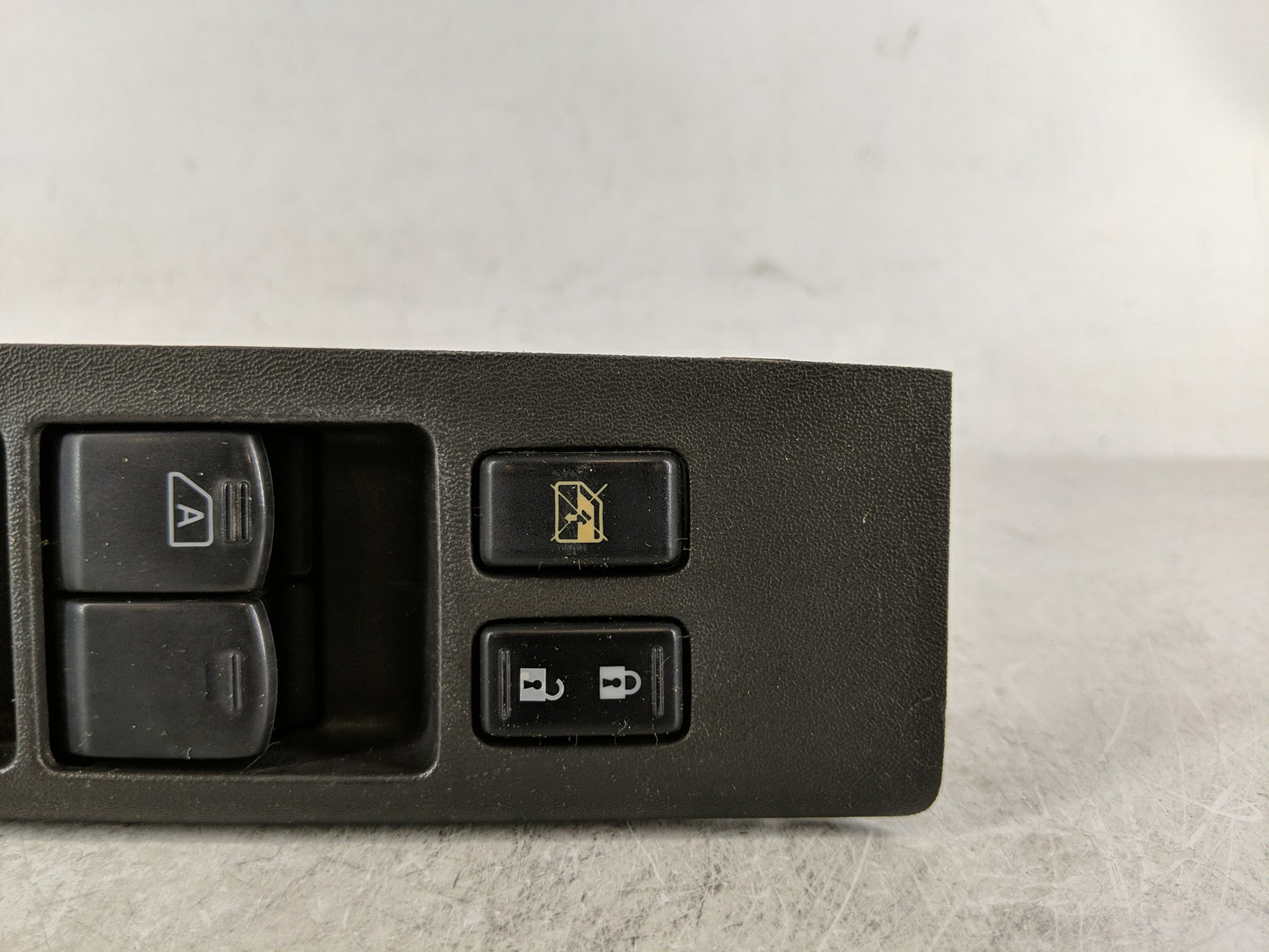 2007-2021 Nissan Frontier Master Power Window Switch Replacement Driver Side Left P/N:2540 ZP70A 25401 ZP50A Fits OEM Used A