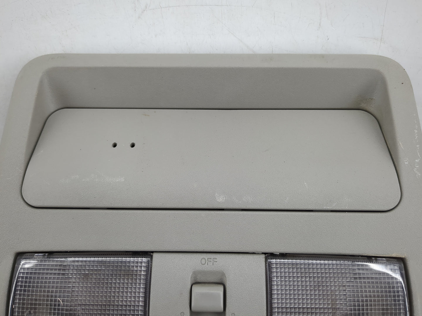 2015 Nissan Frontier Overhead Roof Console - Oemusedautoparts1.com