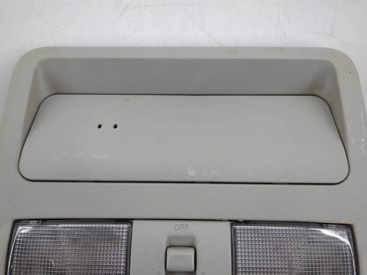 2015 Nissan Frontier Overhead Roof Console - Oemusedautoparts1.com