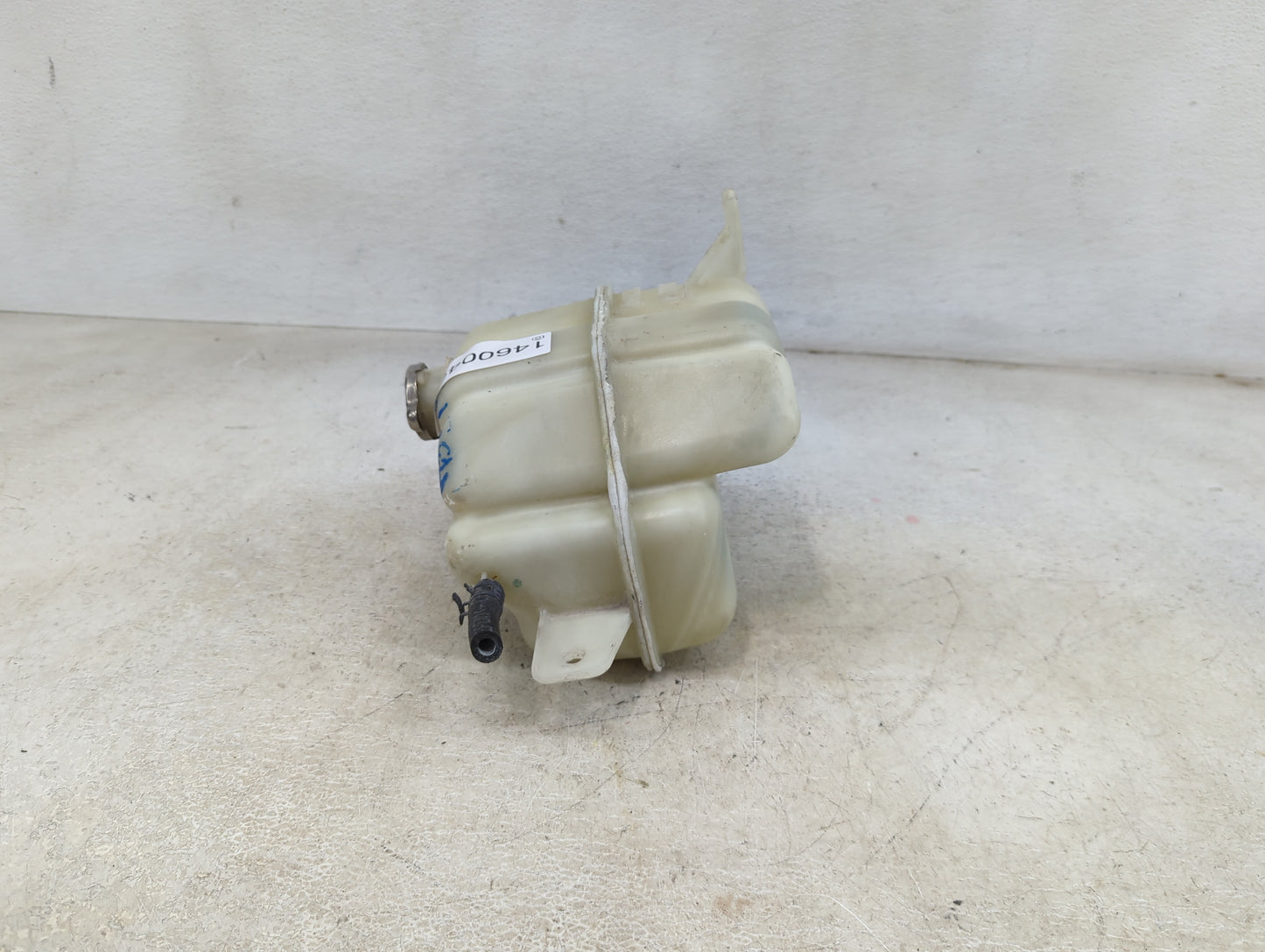 2005 Nissan Frontier Radiator Coolant Overflow Expansion Tank Bottle - Oemusedautoparts1.com