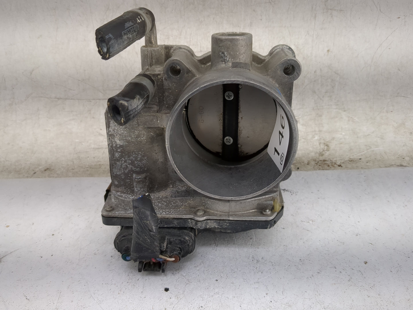 2013-2019 Nissan Frontier Throttle Body P/N:EA-A60-01 Fits Fits 2013 2014 2015 2016 2017 2018 2019 OEM Used Auto Parts - Oem