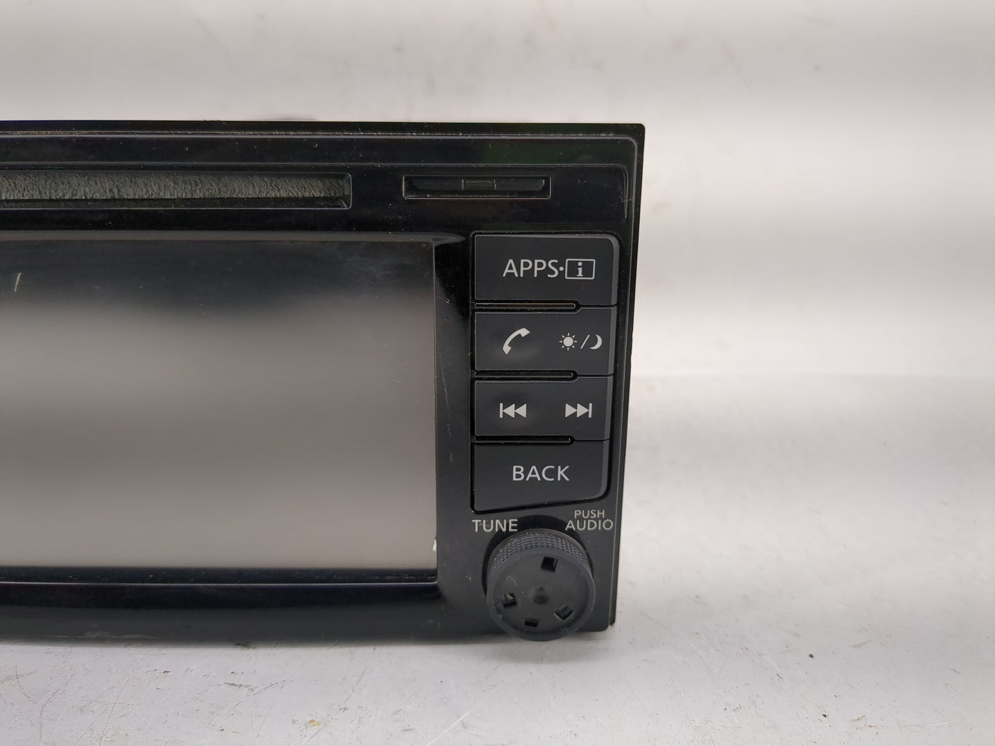 2015 Nissan Juke Radio AM FM Cd Player Receiver Replacement P/N:259153YM0A Fits OEM Used Auto Parts - Oemusedautoparts1.com