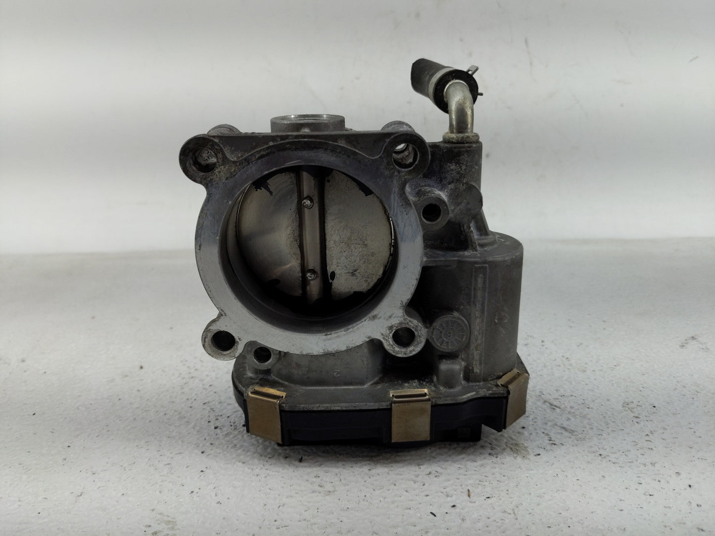 2015-2017 Nissan Juke Throttle Body P/N:RME60-51 Fits Fits 2015 2016 2017 2018 2019 OEM Used Auto Parts - Oemusedautoparts1.