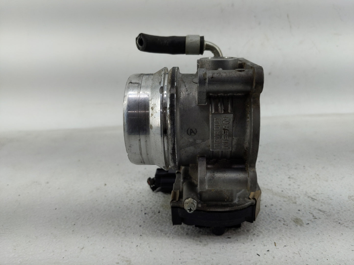 2015-2017 Nissan Juke Throttle Body P/N:RME60-51 Fits Fits 2015 2016 2017 2018 2019 OEM Used Auto Parts - Oemusedautoparts1.