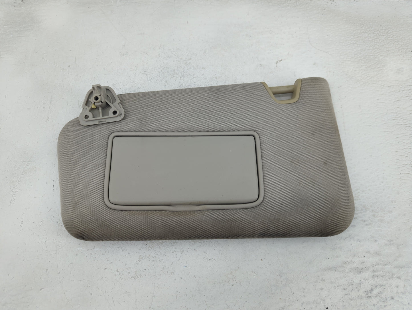 2015-2017 Nissan Juke Sun Visor Shade Replacement Passenger Right Mirror Fits Fits 2015 2016 2017 OEM Used Auto Parts - Oemu