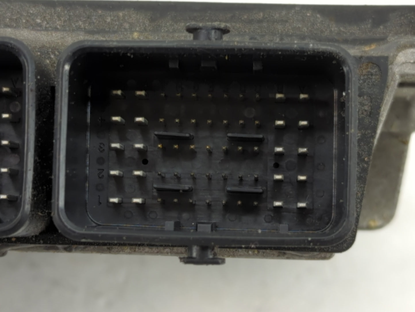 2015-2016 Nissan Juke PCM Engine Control Computer ECU ECM PCU OEM P/N:NEC015-042 Fits Fits 2015 2016 OEM Used Auto Parts - O