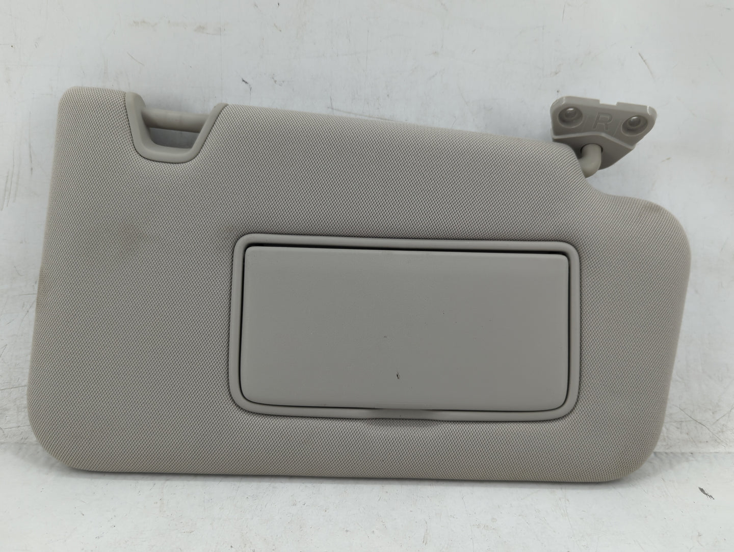 2015-2017 Nissan Juke Sun Visor Shade Replacement Passenger Right Mirror Fits Fits 2015 2016 2017 OEM Used Auto Parts - Oemu